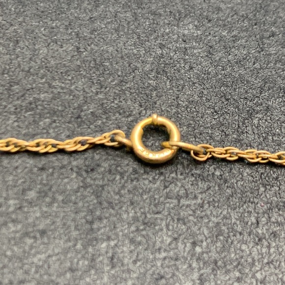 Gold Filled Heart Locket - Picture 6 of 7